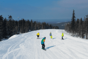 Snowboarder auf der Piste
