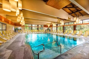 Der Pool im Hotel
